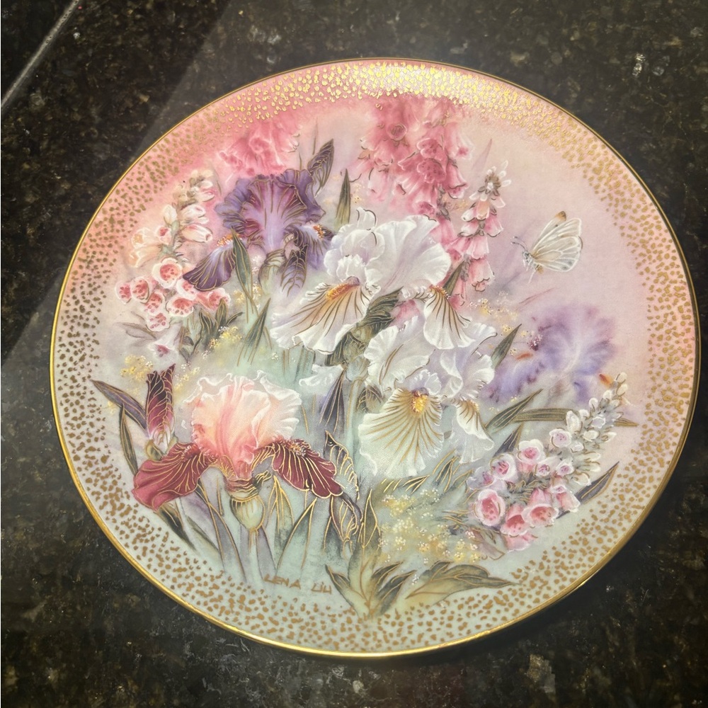 Vintage 1991 Iris Quartet Decorative Plate